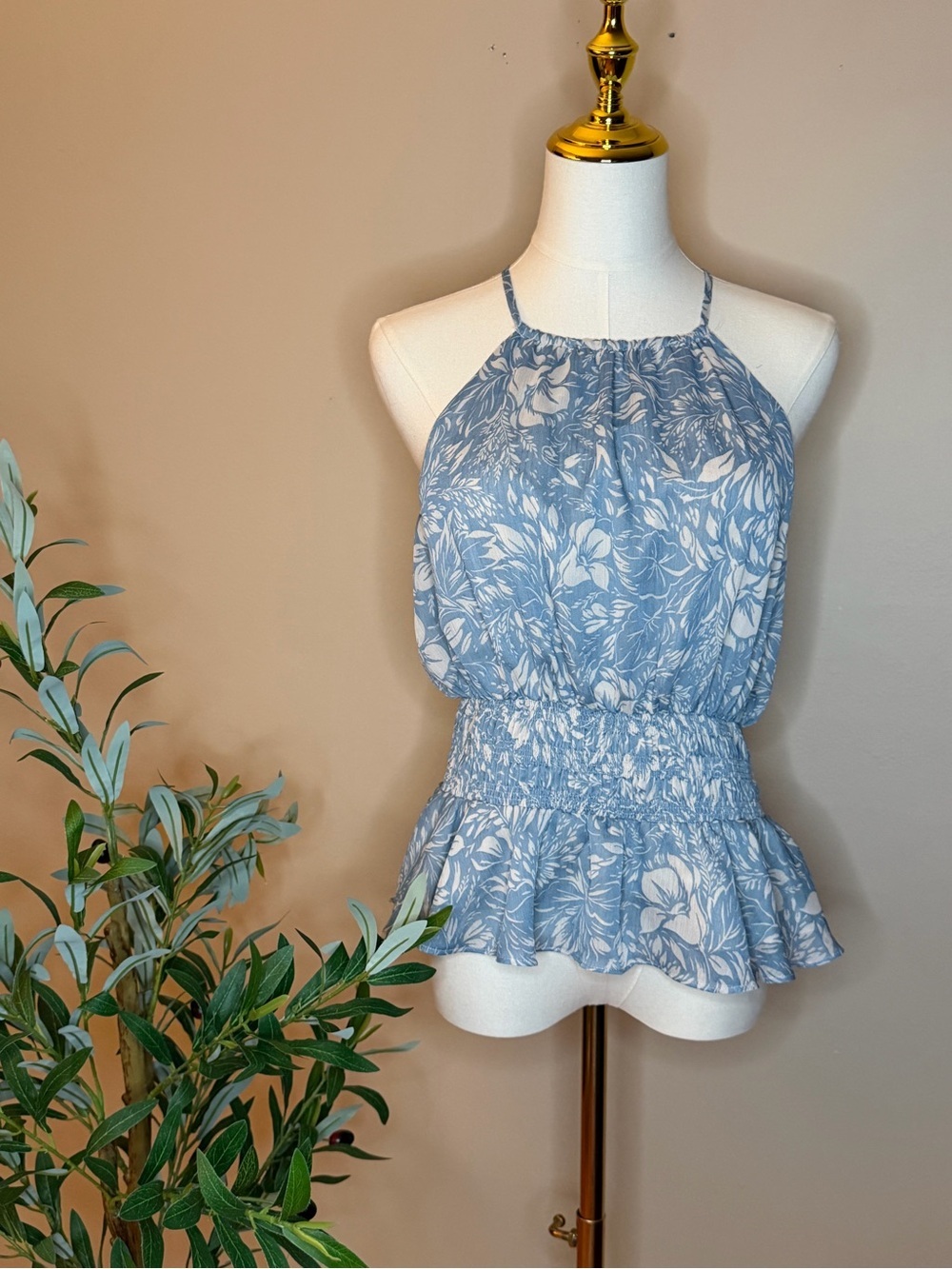 423. Blue & White Floral Halter Peplum Top - Picture 2 of 3